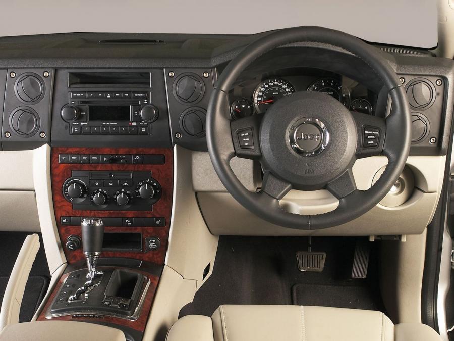  Jeep Commander Limited 2006 года  (ZA) (фото 10 из 10)